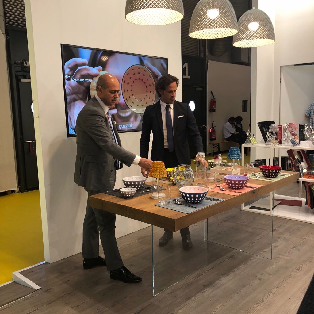 GuzziniDomenico's tweet photo. Thank you @lagodesign  for this amazing collaboration @MaisonObjet !!!
#Guzzini #LagoDesign #Lago #Collaboration #WorkingTogheter #LightisFreedom https://t.co/QXZK7es7rZ