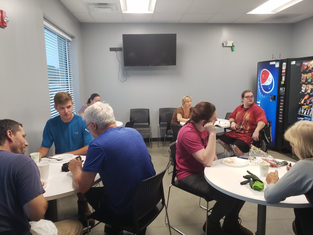 UPSLockport's tweet photo. Preload starting off Friday with some recognition for all employees that had Perfect Attendance for the month of August with a healthy breakfast to start the day! #SuperUPSers #FridayFun https://t.co/9Fz5G468LS