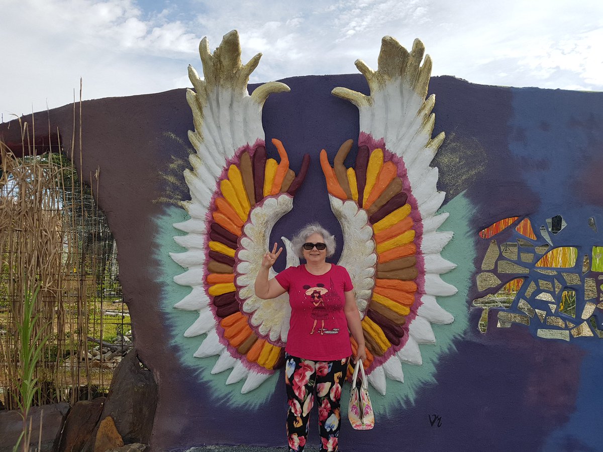 susanlunenburg's tweet photo. #Peace #Angel at #Bernart maze #beautifulnovascotia https://t.co/rWlPG99XHb