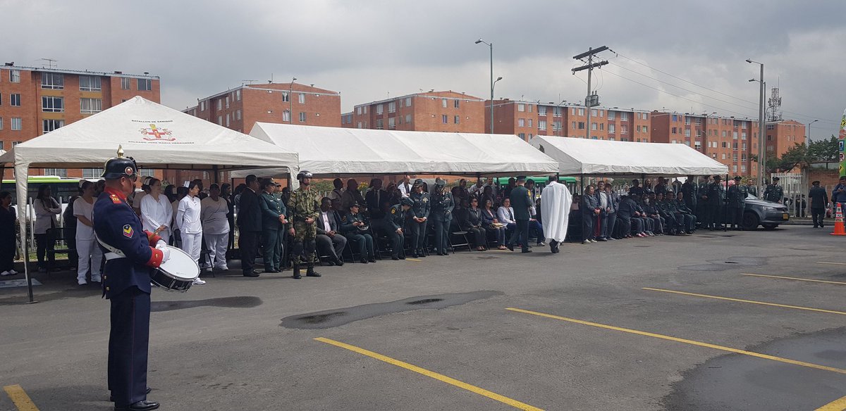 SanidadMilCo's tweet photo. #AHORA CR. Ricardo Arana Director de Establecimiento de #SanidadMilitar #DMSOC realiza apertura de la jornada de salud resaltando los resultados de la implementación del Modelo de Atención #MAIS con mas de 30mil usuarios caracterizados determinando sus necesidades en salud https://t.co/Sh0YXnNw5h