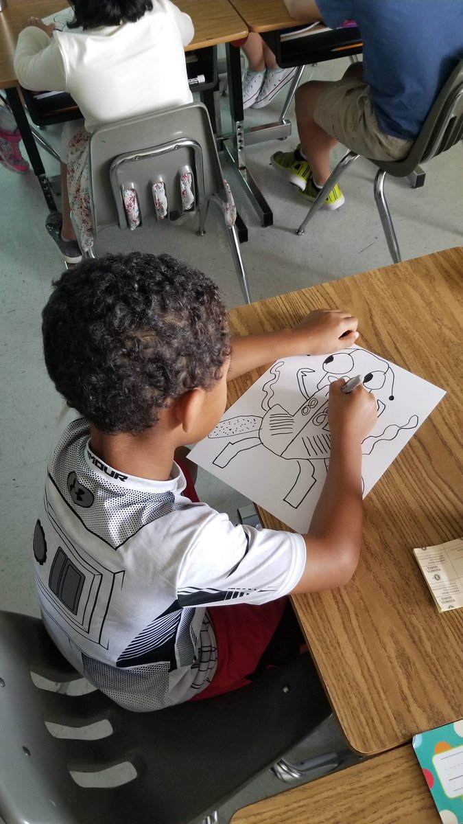 Principal_LRES's tweet photo. These insects are symmetrical, thanks Ms. Bradley for the cross-curricular learning. I see some amazing artists at work!  #LRelem 
#LearningWalks https://t.co/GGeeohDG7y