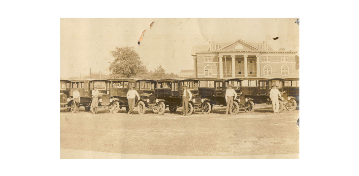 MSUGovInfo's tweet photo. It's #ArchivesBackToSchool Let's get this #ArchivesHashtagParty started with DeRidder (Louisiana) schoolbuses in 1930. "Hang on, it's gonna be a bumpy ride!" https://t.co/mXfCV8FtJ1
