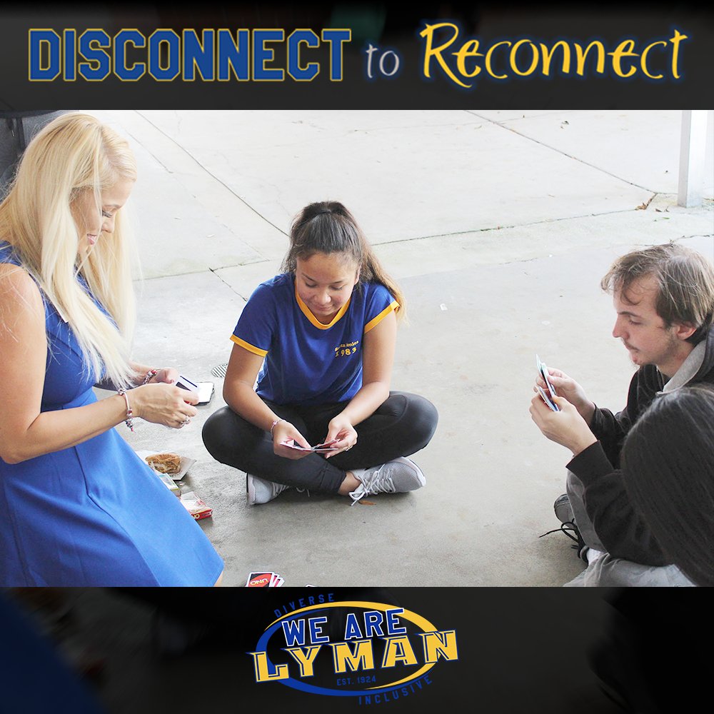 LymanHighSchool's tweet photo. 👏 Real students 👏 Real interactions 👏 Real connections. Sept 6 #DisconnectToReconnect #WeAreLyman

**DISCLAIMER: Photos taken with a real camera! 😁📸📵 No cell phone was used for these photos! https://t.co/3tPeTuzNQy