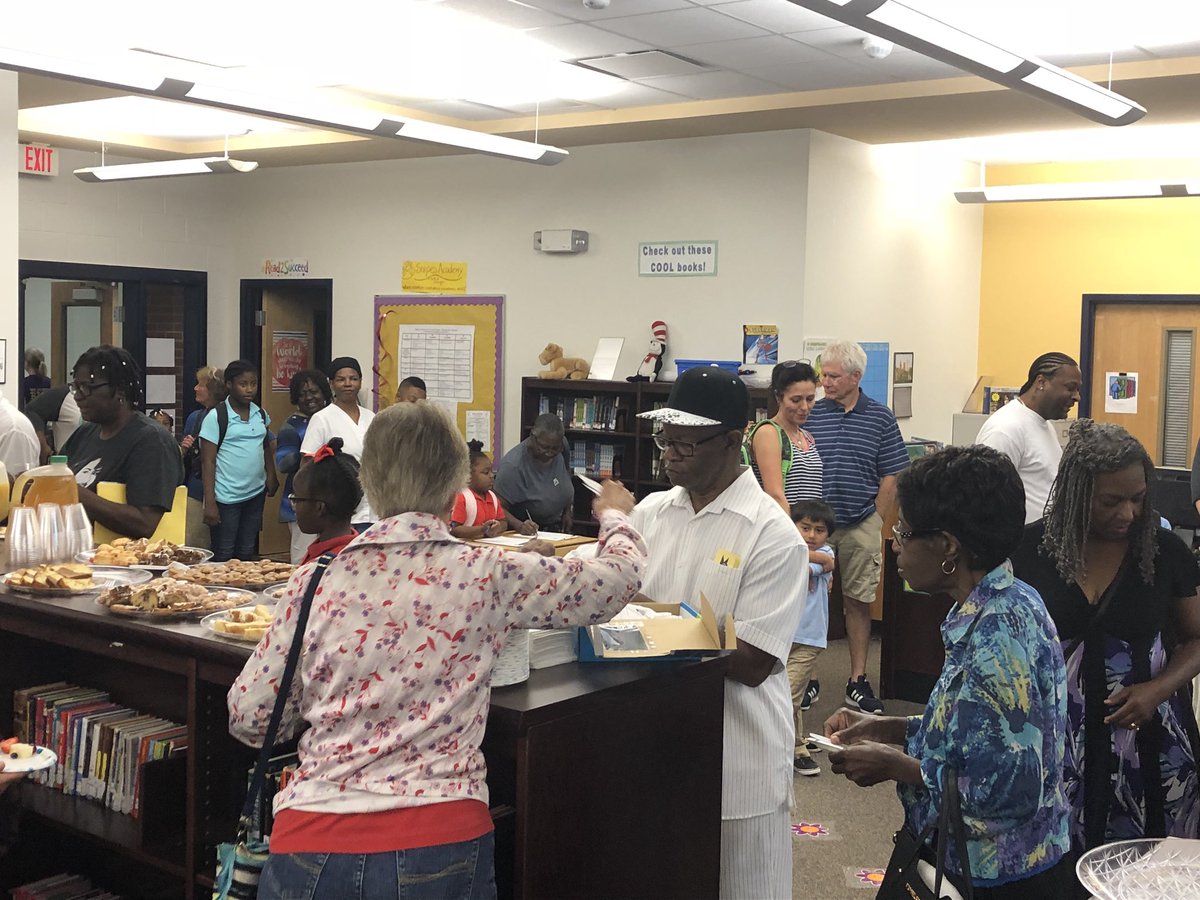 Snipes Academy (@snipesacademy) on Twitter photo Goodies for Grandparents #weloveourgranparents <a href="/SnipesAcademy/">Snipes Academy</a> <a href="/NewHanoverCoSch/">New Hanover County Schools</a> Goodies for Grandparents #weloveourgranparents <a href="/SnipesAcademy/">Snipes Academy</a> <a href="/NewHanoverCoSch/">New Hanover County Schools</a>