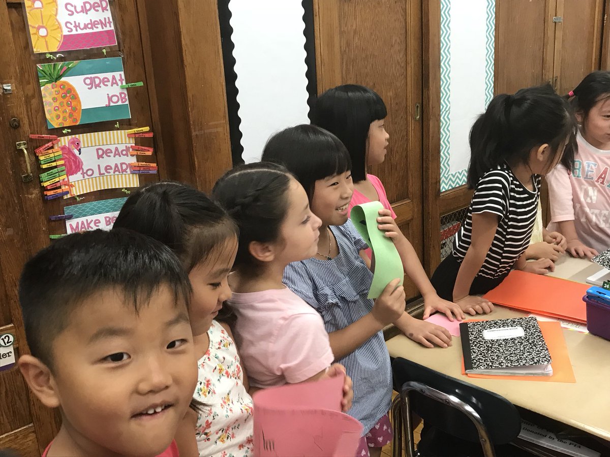 ChristinaGuerc1's tweet photo. Ms. Kim’s (2-215) class shared out the chances they plan to take this school year @PS159_Q @Ps159Coach @D26Team https://t.co/F5LNUEUJ1Z
