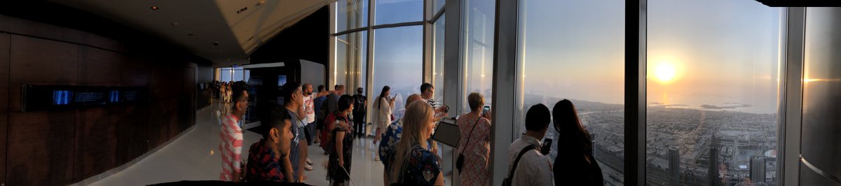 There’s no better #sunset in the world, than from #atthetop of the #BurjKhalifa  #Dubai #nofilterneeded
