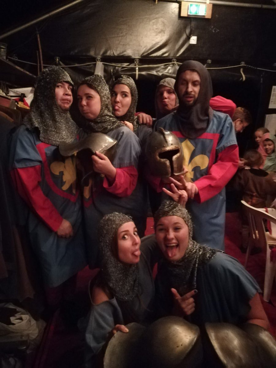 Venez au <a href="/souffle_terre/">souffle de la terre</a> redécouvrir la bataille de #Crécy où les vaillants soldats de l'#equipe3 vont découvrir l'#horreur de la #guerrede100ans #HautEtFort #SouffledelaTerre #sonetlumiere #picardie