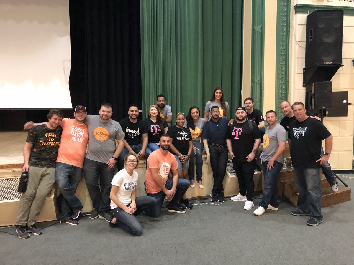 thatsammori's tweet photo. Thank you to @inkyjohnson and Allderdice High School @DiceSports for allowing @WirelessVision to come to Pittsburgh. We love what we do and always want to give back to the communities we serve and work in. #WVGYB https://t.co/QOgGgVKaAU
