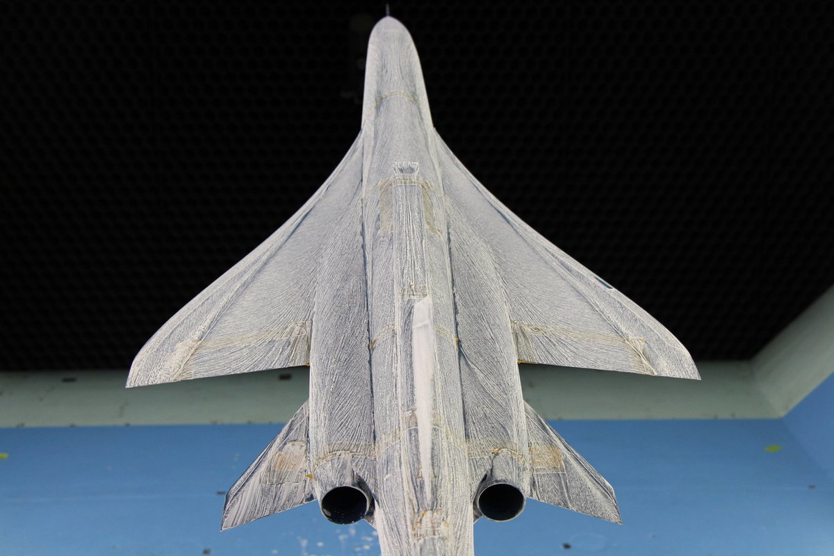 boomsupersonic's tweet image. The last major XB-1 wind tunnel test is behind us! The model performed beautifully, matching our predictions. The “dirty” one is from flow visualization with a mixture of kerosene, clay powder, and DayGlo pigment called “China clay.” Can't wait to fly the real thing next year.