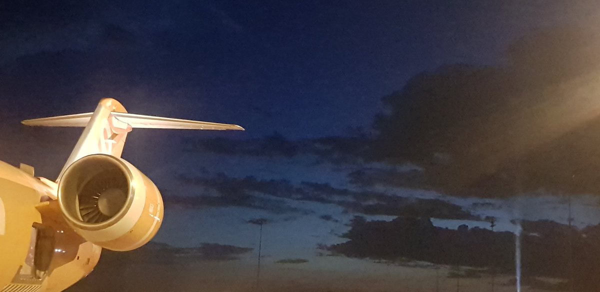 ouma_stephen's tweet photo. Yesterday on my flight back to Nairobi @Fly540Aviation i keep enjoying your experiences.  #TeamFly540. #PhonePhotography 
#Travelphotographer #ExperienceLocalFlights. https://t.co/lrj5jbXJvo