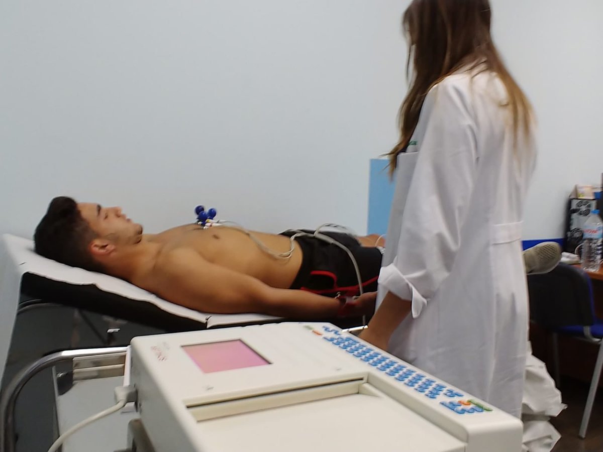 RFFM_oficial's tweet photo. MUTUALIDAD | Más de 280 personas con licencia federativa ya han pasado por la mutualidad para hacer el electrocardiograma GRATUITO que se incluyen en los reconocimientos médicos. Los clubes están fijando fecha y hora para seguir con este proyecto pionero. #SaludYCompromiso https://t.co/n7yXVFlS0B