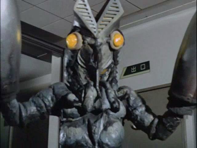 葱黒 ネギクロ Auf Twitter 18 ウルトラマン2話 侵略者を撃て バルタン星人初登場の不思議な話 イデ隊員の キレテ コシ キレキレテ の部分でバルタン星人の分身でイデ隊員を惑わせるシーンがお気に入り その後アラシ隊員の体を借りて キミノ ウチュウゴハ