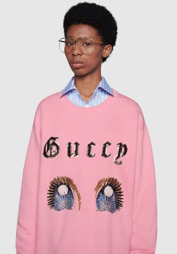 gucciです。 はい、ピンクバージョンのデカ目トレーナ― もちろんgucci