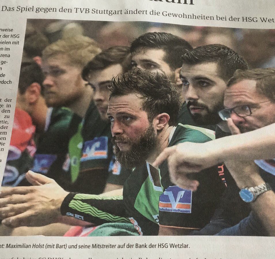 MaxHolst22's tweet photo. Leider misslingt unser Saisonstart und wir mussten uns auch gestern in Stuttgart knapp mit 30:28 geschlagen geben. Nun heißt es Kraft tanken und gegen Melsungen wieder voll angreifen.
#hsgwetzlar #dkbhbl #skysport https://t.co/X1sIDVTlTM
