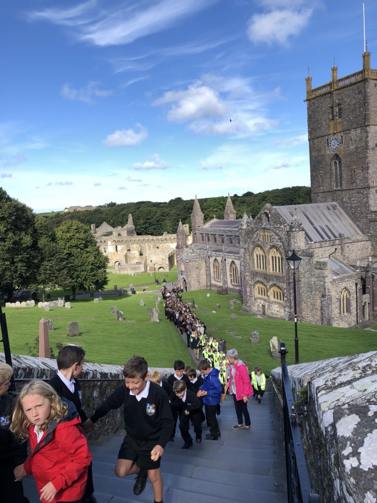StDavidsCath's tweet photo. A full to capacity cathedral for our first ever school assembly for @Penrhyndewi of the new term followed by procession through the City to the Dewi and Non Campus #newschool #churchinwalesVA @ChurchinWales @PoblDewi @Rachael45086397 @daviddewisant @tweeting_rector https://t.co/y0Yqk0B8Qz