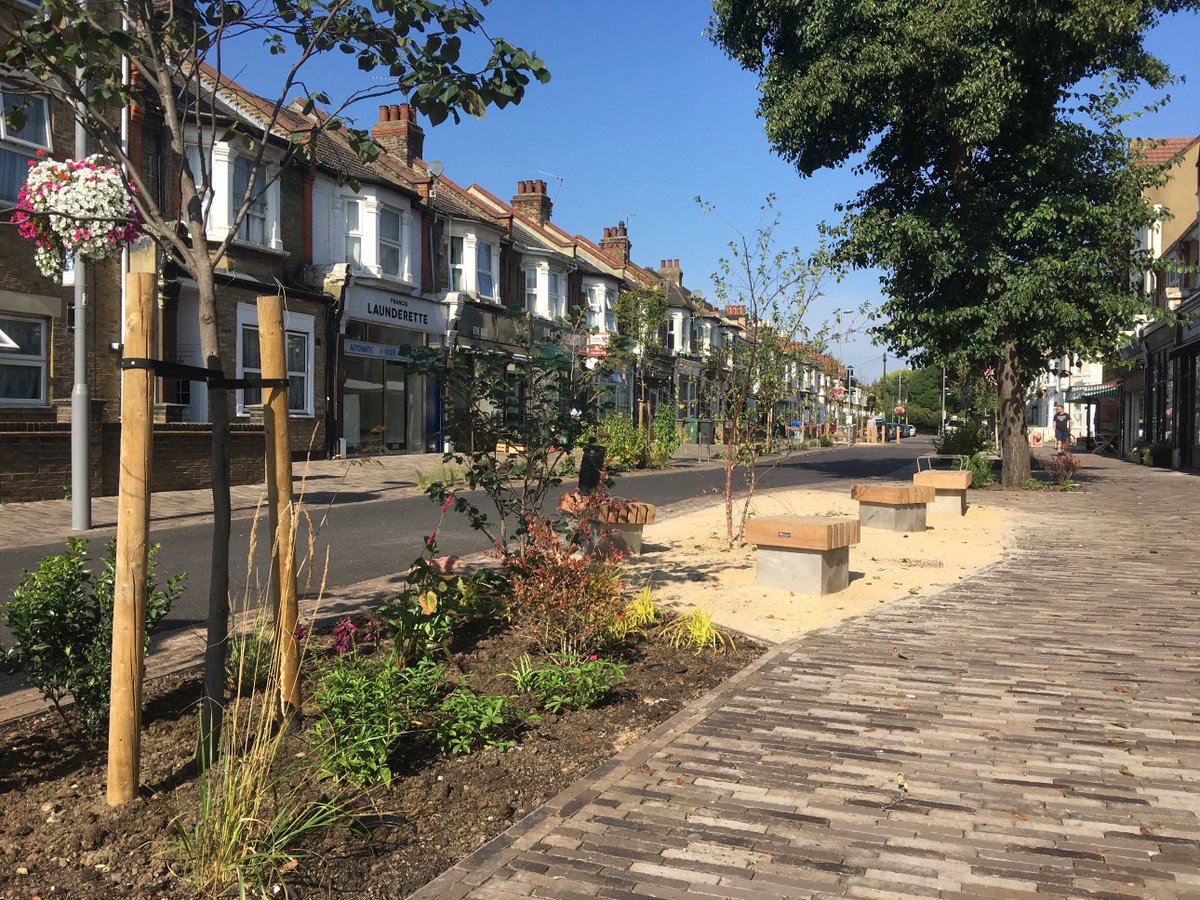 AnalogPuss's tweet photo. The inspired frontage to frontage redesign of Francis Road and the planting which has gone in this week demonstrates how to turn a hostile car-centric rat-run into a people-friendly #healthystreets environment. Just look at that before photo ...  #wfminiholland rocks! https://t.co/lFHe6e0ZoM