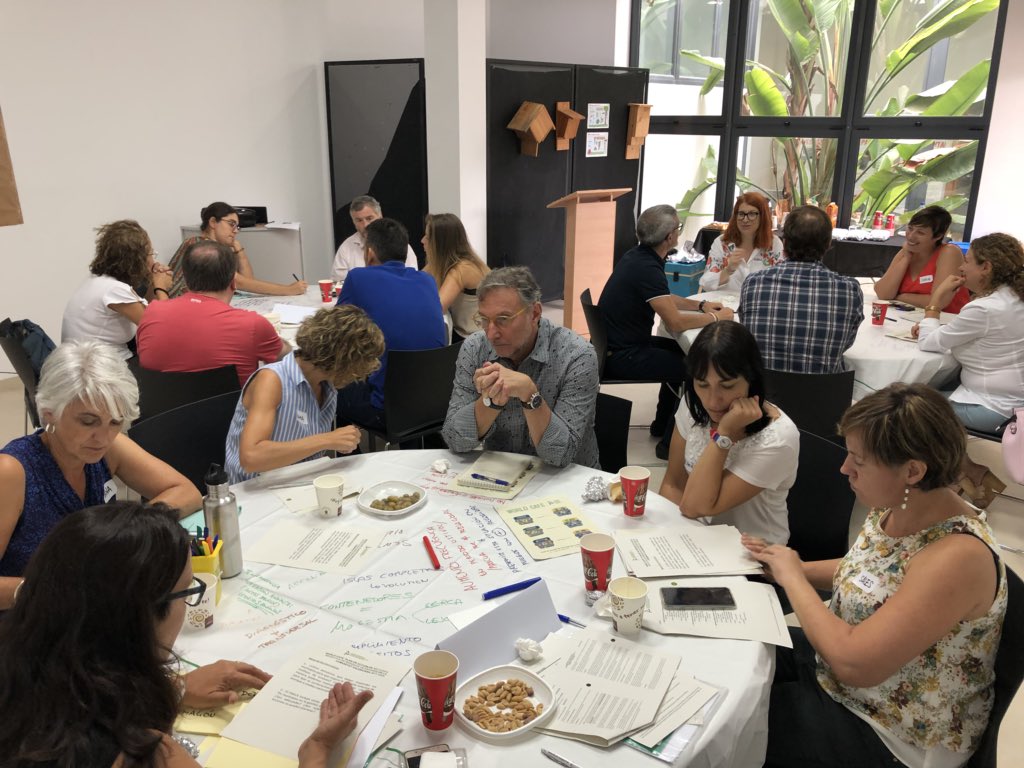 jordipietx's tweet image. Intens i productiu debat per al  #PAECV #pladaccio #envasos a @FundLimne propostes útils. @ecoembes_com @GVAagroambient @ecoembes_com @SoniaPC79 @ratetamiracels