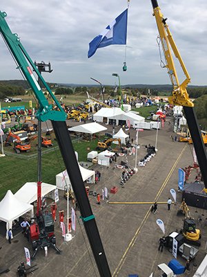 Kranlyft_Cranes's tweet photo. Entreprenad Live is happening in Gothenburg now!  You can visit the Kranlyft stand 632 to view a range of Maeda and Klaas cranes. https://t.co/5bK9aUzBjB