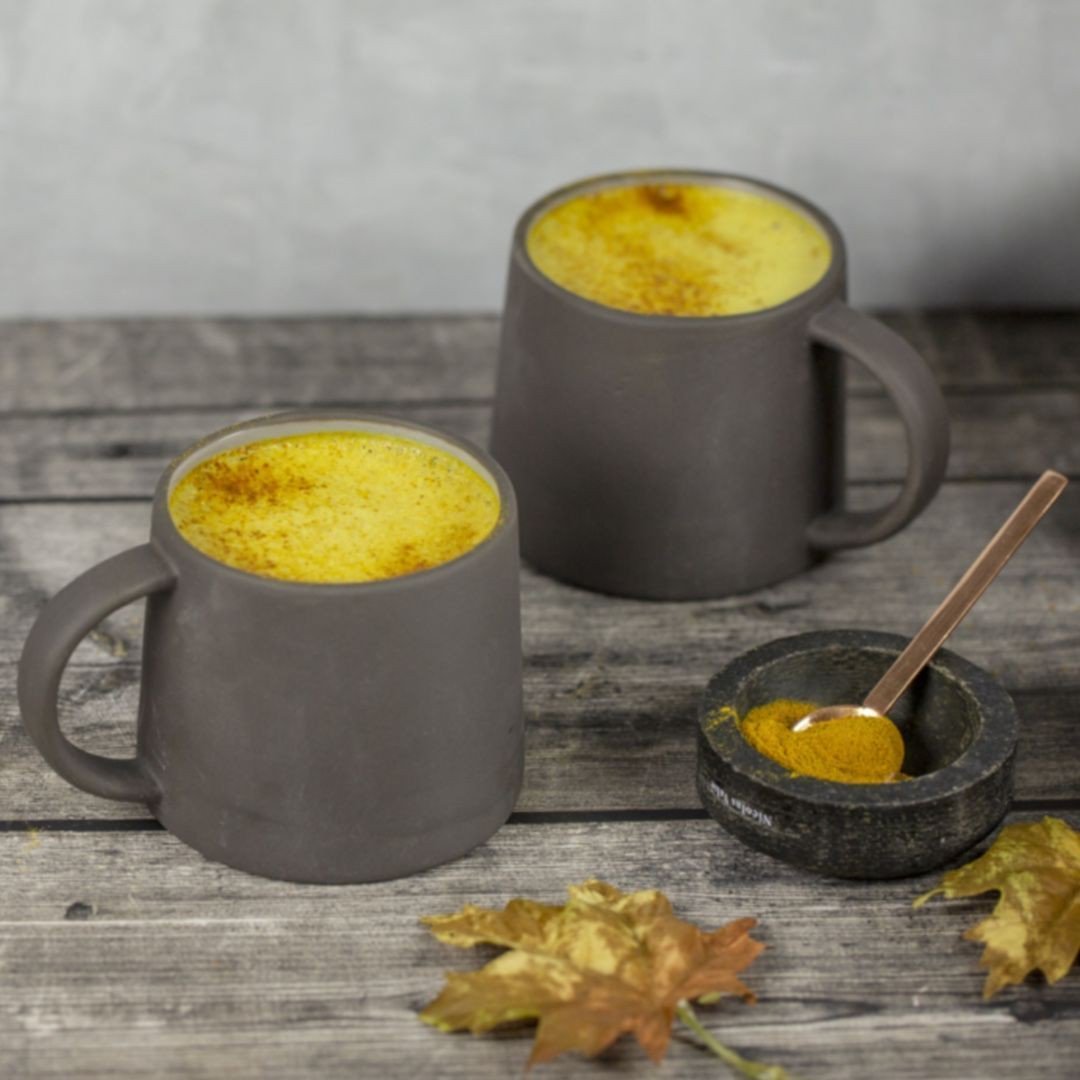EspWarehouseUK's tweet image. With autumn approaching we have introduced our new Golden Turmeric Chai Powder – Aside from creating delicious drinks, turmeric offers a wealth of feel-good benefits too. 
#Turmeric #Autumniscoming #recipes