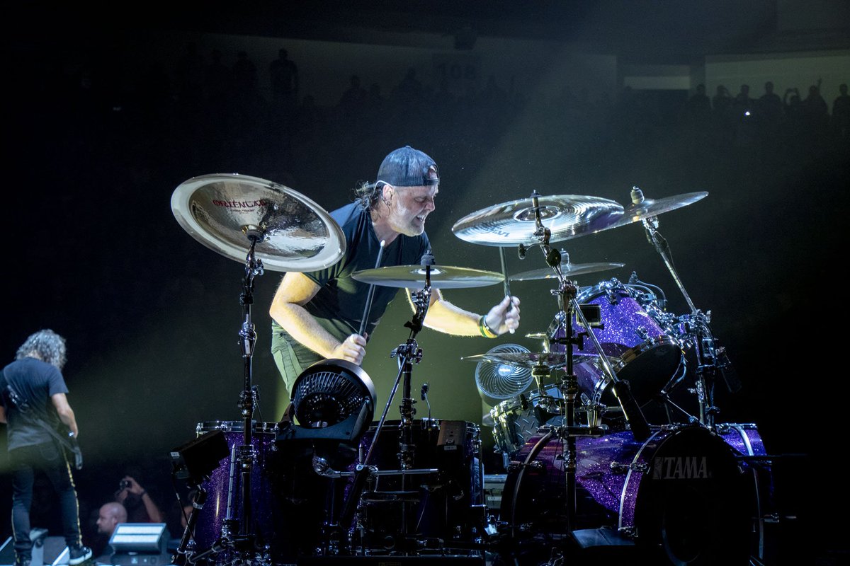 MastersandmaN_'s tweet photo. METALLICA LIVE IN NEBRASKA, 2018🔥🤘🏻🤘🏻🔥
The Unforgiven III has been played for the first time since 2010!
#Metallica #WorldWired #MetInNebraska #JamesHetfield #LarsUlrich #KirkHammett #RobertTrujillo https://t.co/tVHys2X7pV
