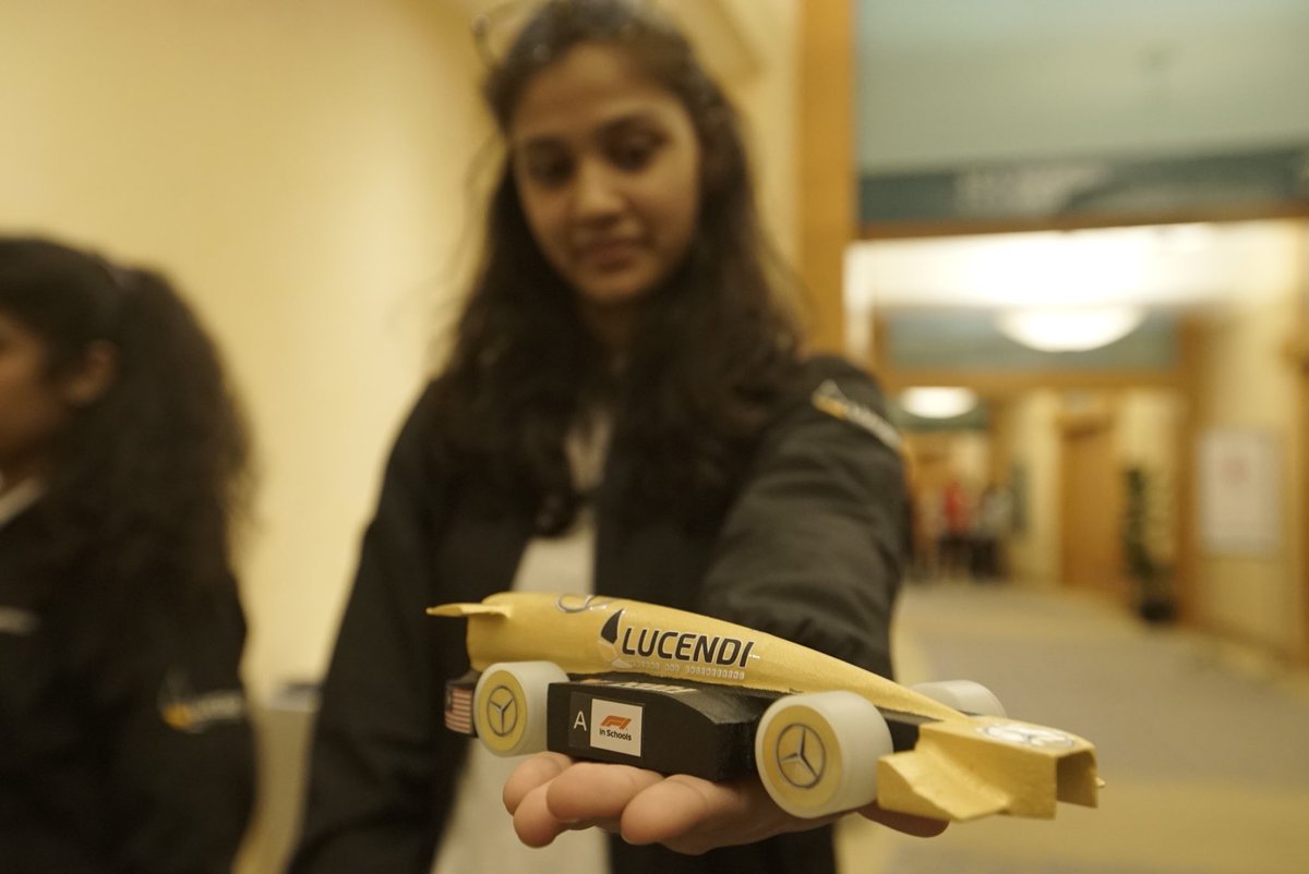 STEMRacingHQ's tweet image. This year’s challengers rev up for the grid #RacingInSingapore #F1SWFMoment @F1NightRace