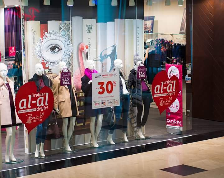 bakushopfest's tweet photo. 🇬🇧Baku Shopping Festival is a season of unbelievable discounts, interesting show-programs and attractive deals and campaigns!

#goshoppingbaku #bsf2018 #bakushoppingfestival #bakushopfest #bakushopfest2018 #baku #azerbaijan #shopping #travel #fun #discounts #taxfree https://t.co/zsN61mZ76w