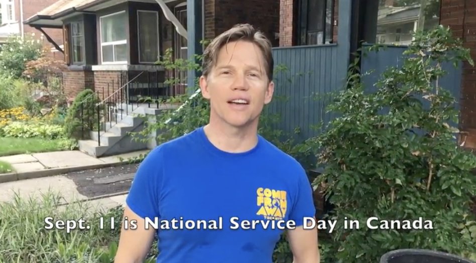 Watch #PayitForward911 founder @kevintuerff and his @comefromawayto #doppelganger @JackNoseworthy discuss #RandomactsofKindness  to honor the lives lost in #September11 attacks. #dayofserviceandrememberance youtu.be/go2IXk5JWuo  @wecomefromaway #Canada