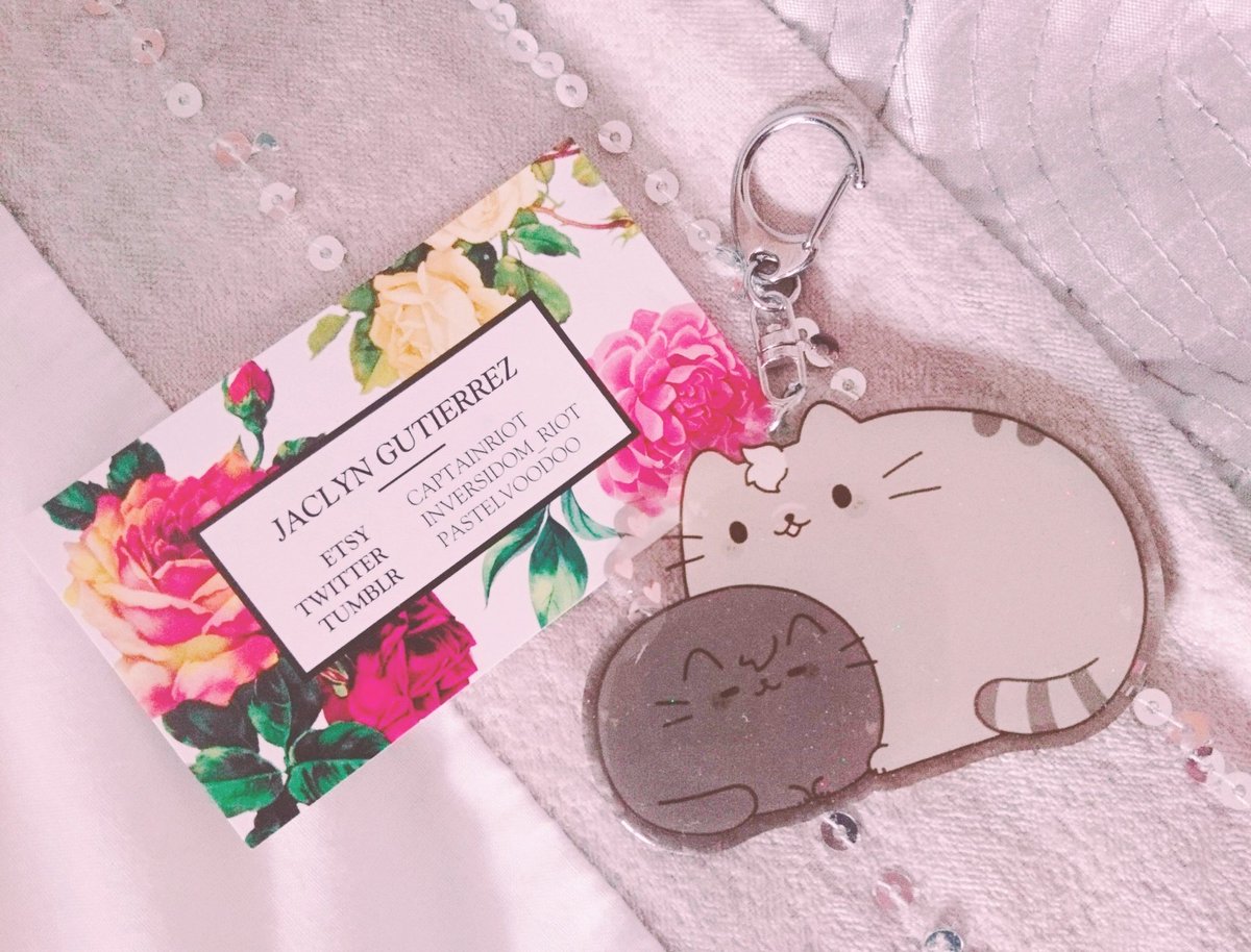 SCREAMS my gf surprised me with possibly the most owo sheith charm 