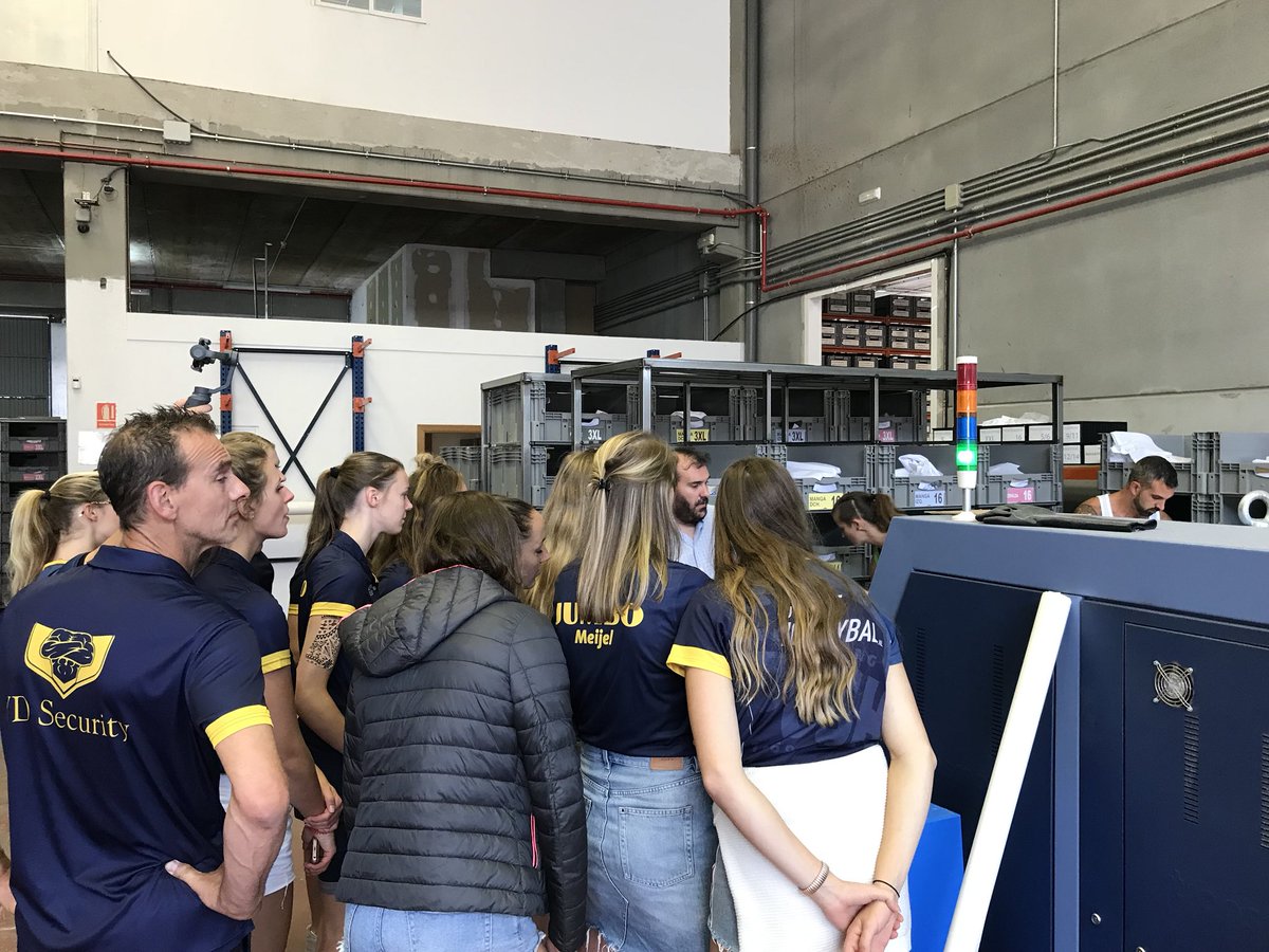Peelpush Dames 1 tweet media