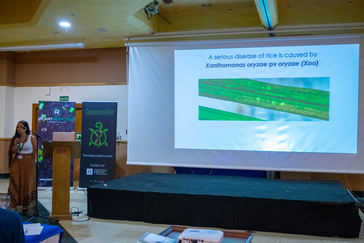 PlantPepRec2018's tweet photo. ➡️ Maria Florencia Ercoli
🌍 University of California Davis, USA
📝 The microbial peptide RaxX modifies the host environment by mimicking a plant peptide hormone
#PlantPeptidesReceptors2018 https://t.co/5yTN5ejDxI