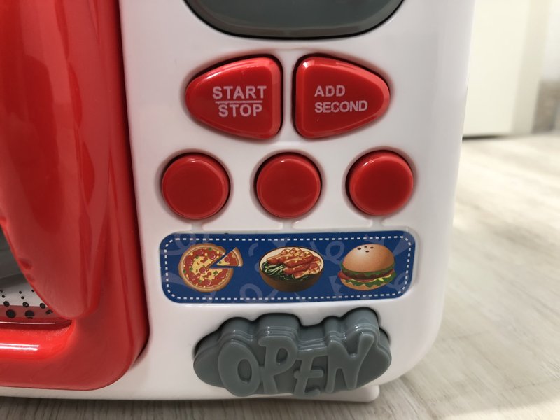 ToysReview_'s tweet photo. We are astonished how many #kitchen #appliance toys for kids already exist. Check out this #microwave from #Toychamp https://t.co/c2GfnvusIR #lights #sound #turns #pizza #oven #ToysReviewParadise #ToysReview #kidstoys #yummy https://t.co/LXtvLaF17h