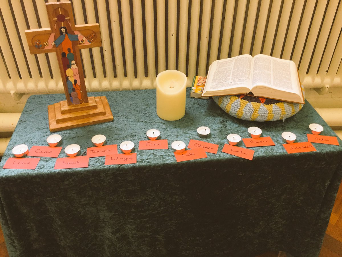 OLQM_EshW's tweet photo. We enjoyed a beautiful Liturgy this morning. We lit a candle for each new Reception child and welcomed them to our school. #newschoolyear #olqm #liturgy https://t.co/End9494jLK