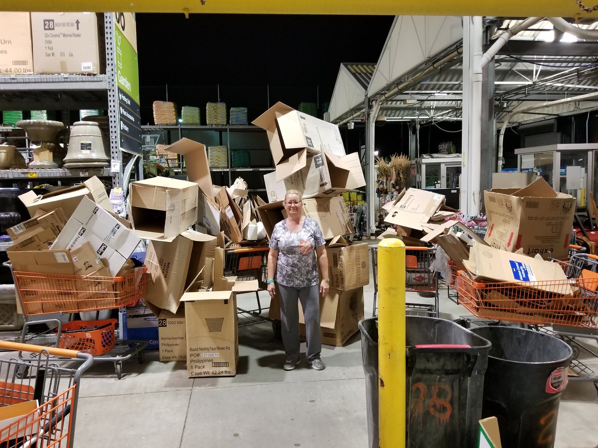 J_Waters26's tweet photo. Great job tonight by my crew of supervisors from 4106 participating in the cardboard challenge.
@aj_mazzola @blondemonkey71 @tmccarthy095 @KristaMckinstry https://t.co/xBMljYWAwh