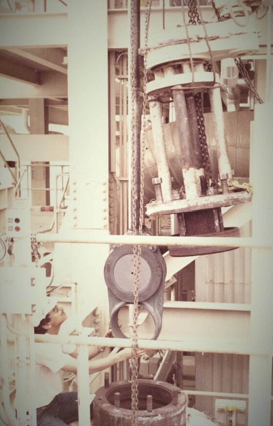 khalilfarran's tweet photo. أيام جميلة طواها الزمن وبقي منها #الذكريات_الجميله في #محطة_تحلية_الخبر المرحلة الثانية . https://t.co/PIOSOtXfnT