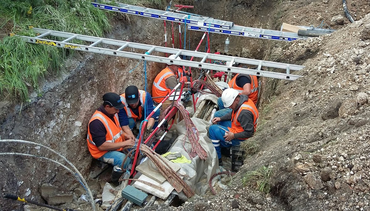 OrangeHDF's tweet photo. ⚠ Incident toujours en cours sur plusieurs communes de la @MEL_Lille : les techniciens pleinement mobilisés pour rétablir le service https://t.co/d03JosVLhk