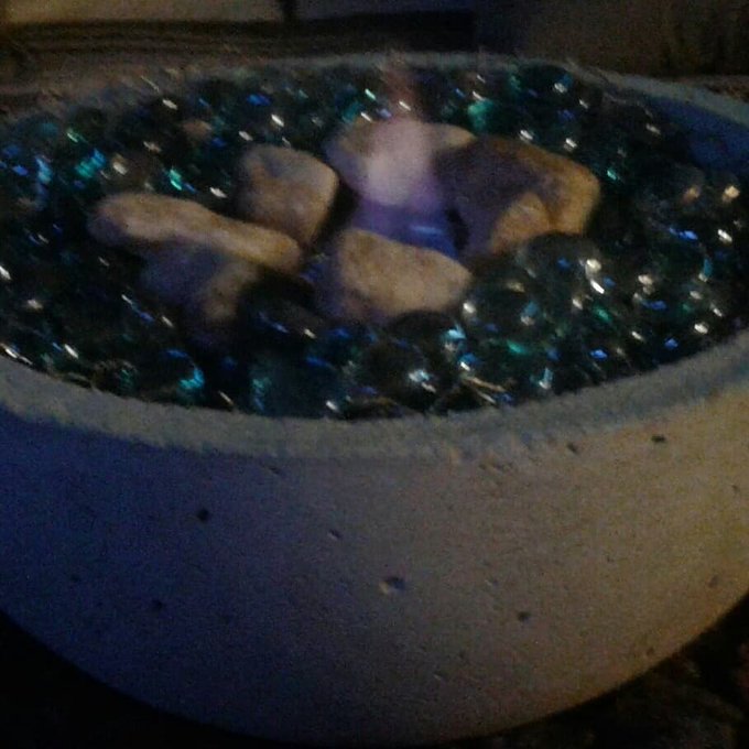 Made a concrete fire bpwl from scratch wicked fun gonna mk more https://t.co/TERZCE4Gyq