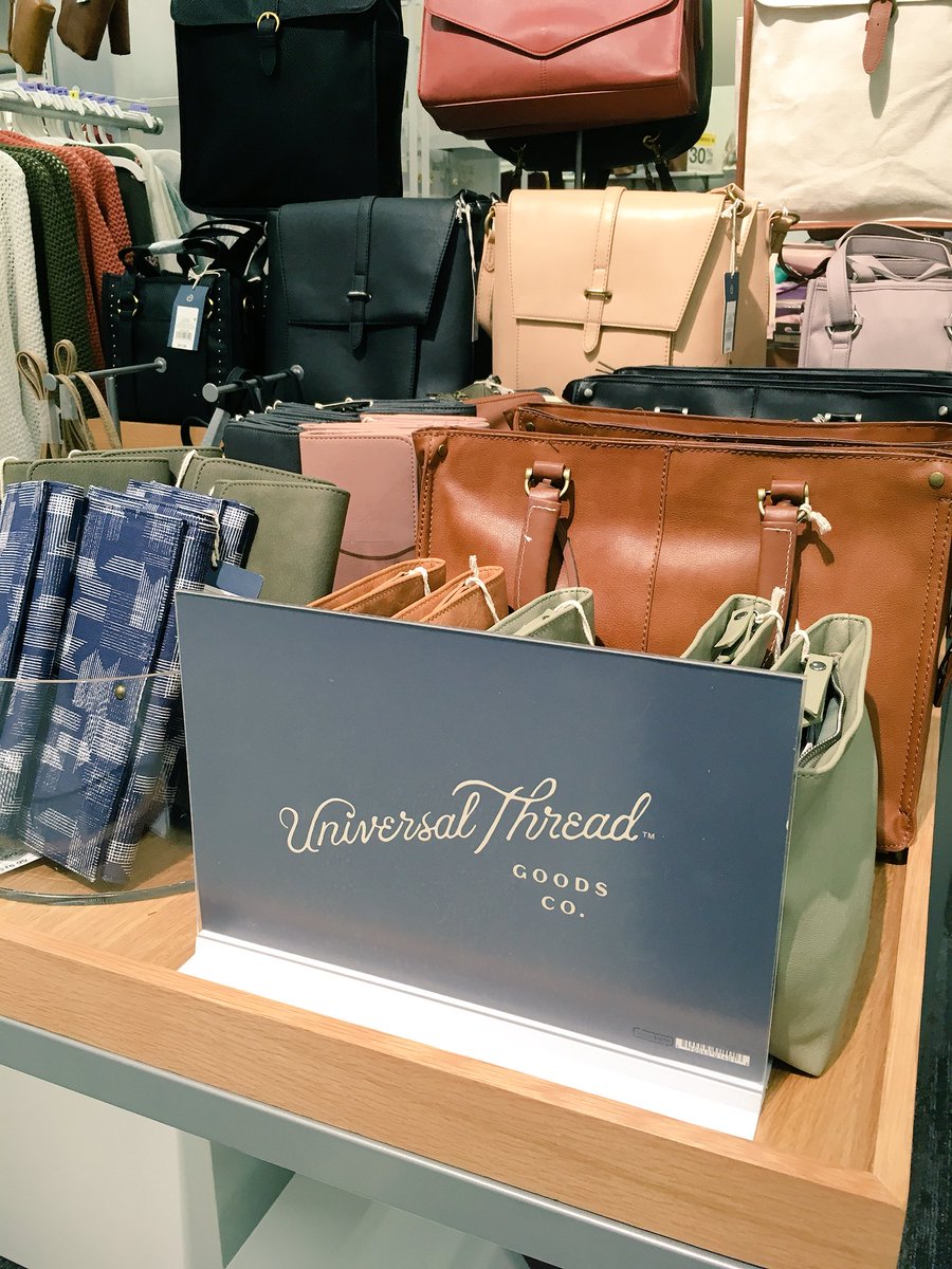 marymacaskill's tweet photo. #UniversalThread set, zoned, and lit. One of each, pretty please. 🎯 #T0171 @dmasin88 @Kunsman https://t.co/9sTdSSnbbq