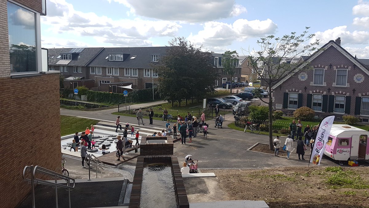Nielnl's tweet photo. Het watersysteem werkt #HogeWeide #LRGroeit https://t.co/kCVDUVG3bZ