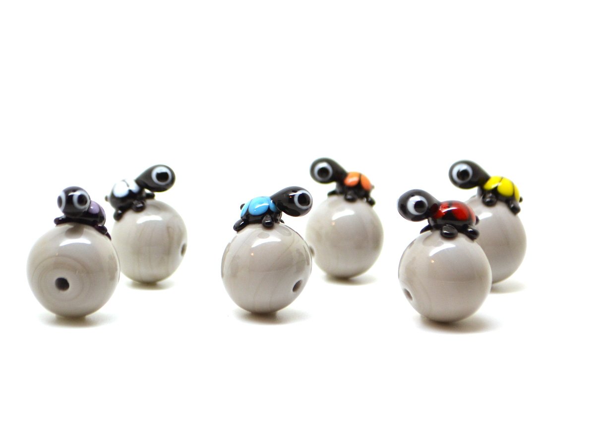 Kalivaribeads's tweet photo. Hello again ! Hier mal eine Schildkrötenversammlung :) 

#turtle #Schilpad #Schildkröten #graubunt #Lampwork #jewellerysupplies #lampworkbeads https://t.co/ZlwRfmttyx