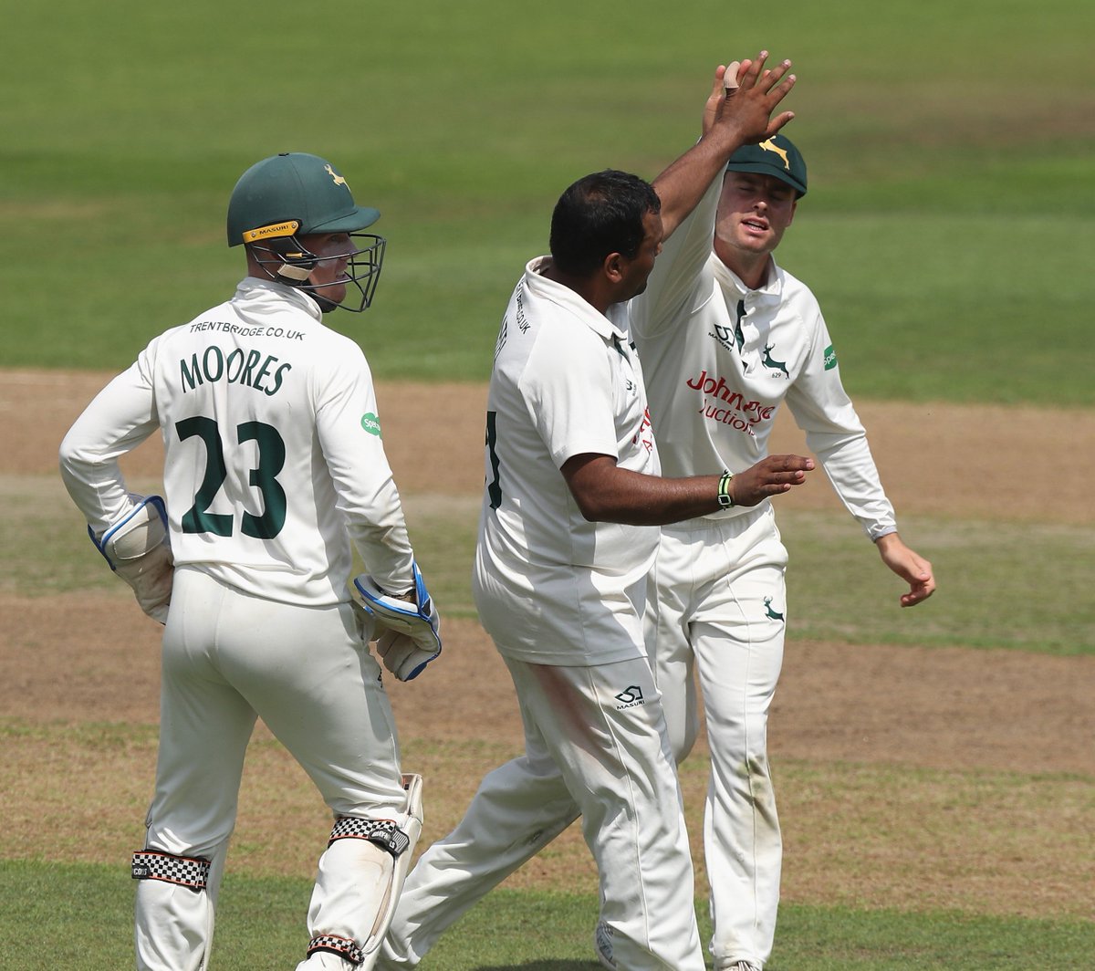 TrentBridge's tweet photo. MILESTONE | Congratulations to @Samitpatel21 who now has 300 First Class wickets for Notts 👏 #NottsvYor https://t.co/bEVGzgc2Qb
