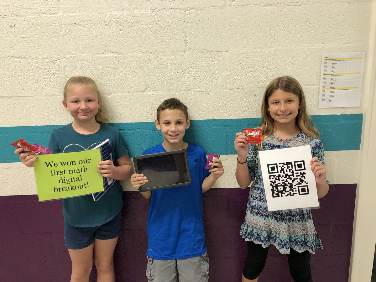 First digital breakout of the year with <a href="/RESthompson/">Traci Thompson</a> and her 4th grade!  Congrats to the winners!! <a href="/RES_RSSS/">Rockwell Elem NC</a> <a href="/JenniferWarden5/">Jennifer Warden</a> <a href="/jenbrown224/">Jennifer Brown</a> #ThisisRES