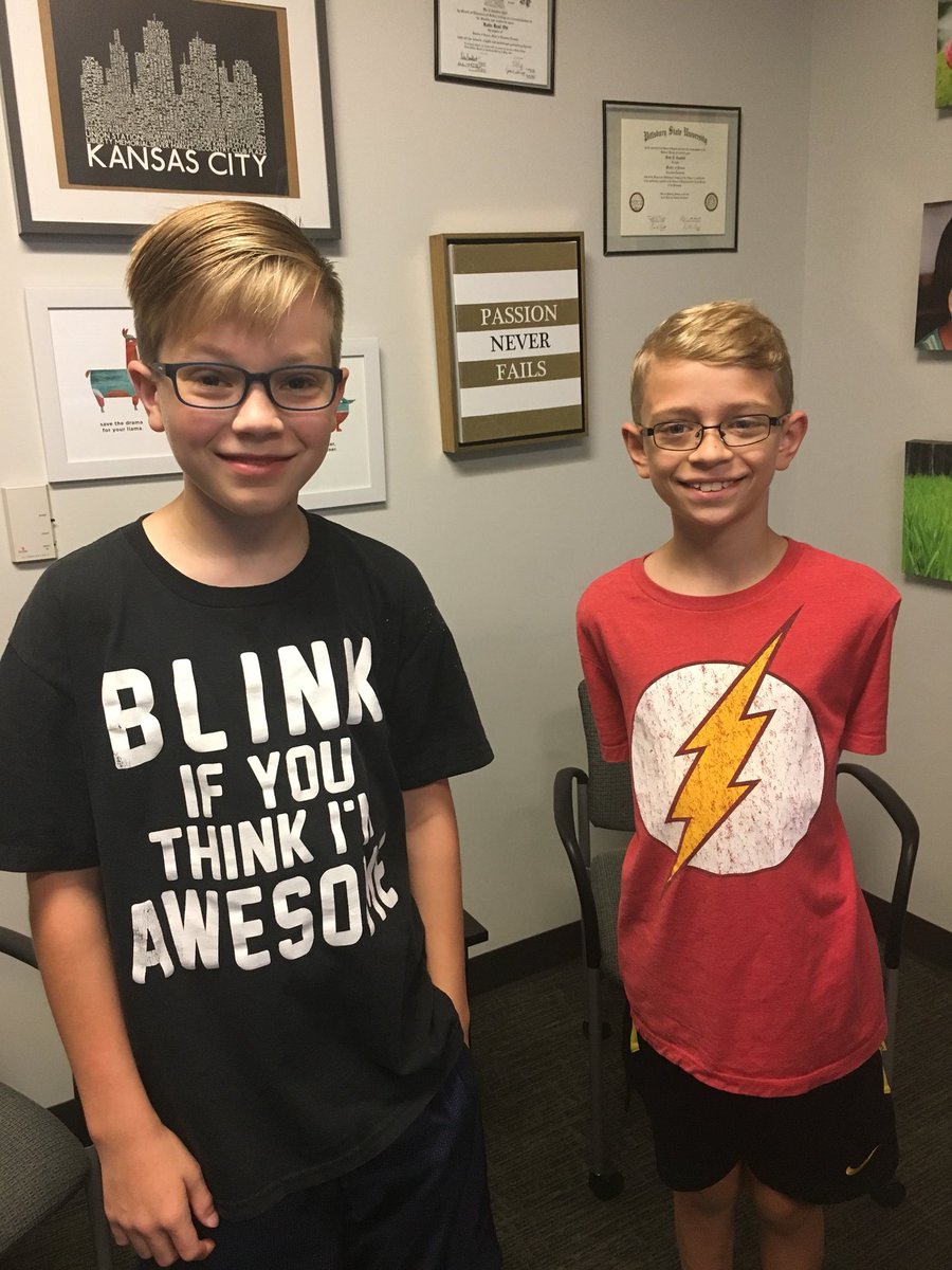 rpemshuskies's tweet image. Our loyal pledge leaders this week.  #thankyou #patriotic