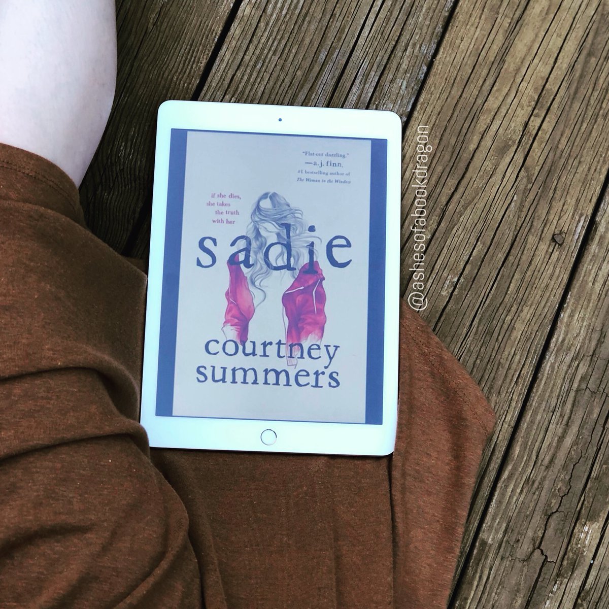 ashesofbkdragon's tweet photo. New Book Review is up! (LINK IN BIO)๐ #Sadie @courtney_s
This novel is absolutely STUNNING!
๐ฑ Worth every minute!
Thank you SO SO MUCH to @WednesdayBooks and Netgalley for providing a copy of this book in exchange for an honest review
#bookreview #findsadie #readsadie https://t.co/QHdiwkXBRY
