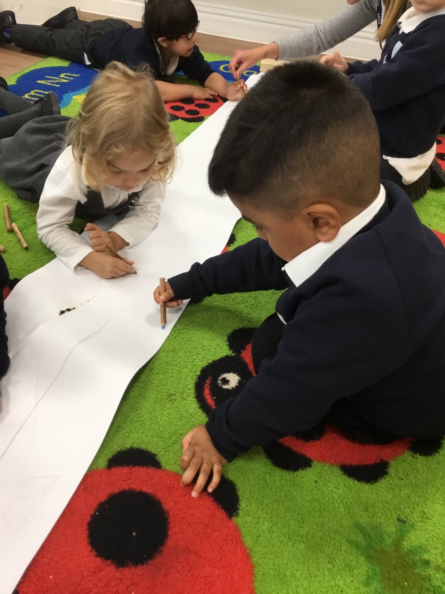 SmithdownPrimN's tweet photo. We have had lots of fun mark making roads and driving the cars along them. #smithdowneyfs #smithdownwriters https://t.co/wiccOwVSql