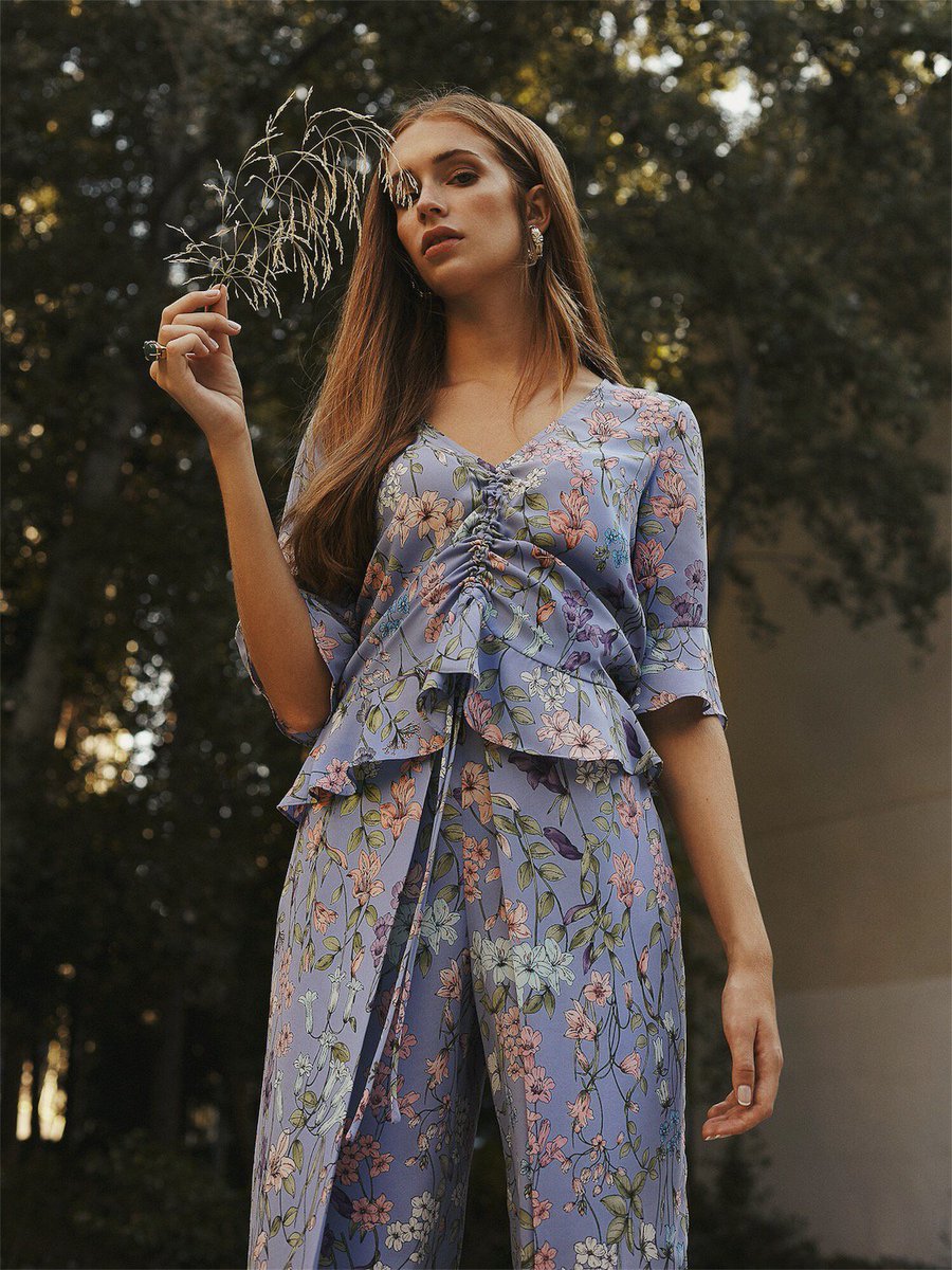 PdH_es's tweet photo. DRESS FOREVER | The dresses that you can’t miss out of the new collection.
#PedrodelHierro

https://t.co/Nq39Wj5ZUQ https://t.co/1RRu8hEIY1