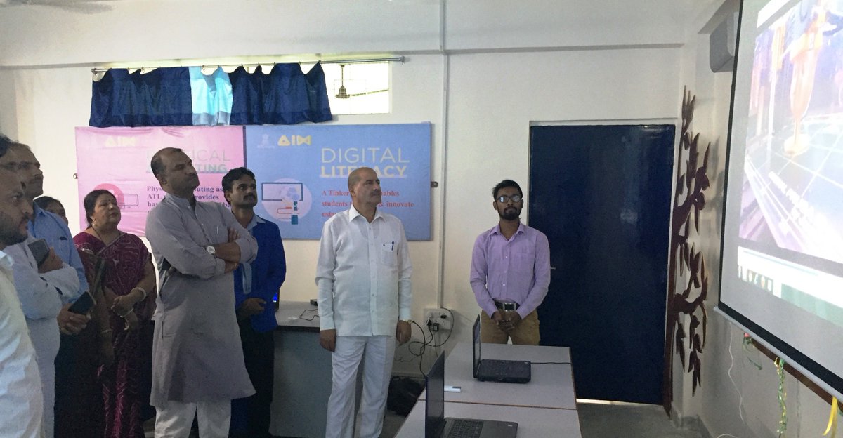 cpjoshiBJP's tweet photo. #चित्तौडग़ढ़ स्थित सेंट्रल अकादमी विद्यालय में #ATAL_TINKERING_LAB का उद्घाटन किया... https://t.co/d5UvFeubYQ