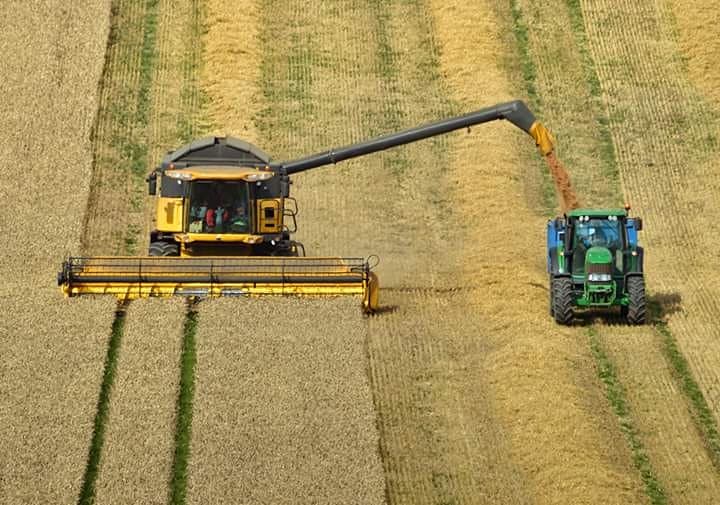 alnwickgazette's tweet photo. VIEW OF #NORTHUMBERLAND: Harvest home. The last of the harvest at #Kypie, near #Howtel, from Darren Chapman. @NorthEastTweets @NEFollowers @northeasthub @VisitNland https://t.co/9vDKxn29HK