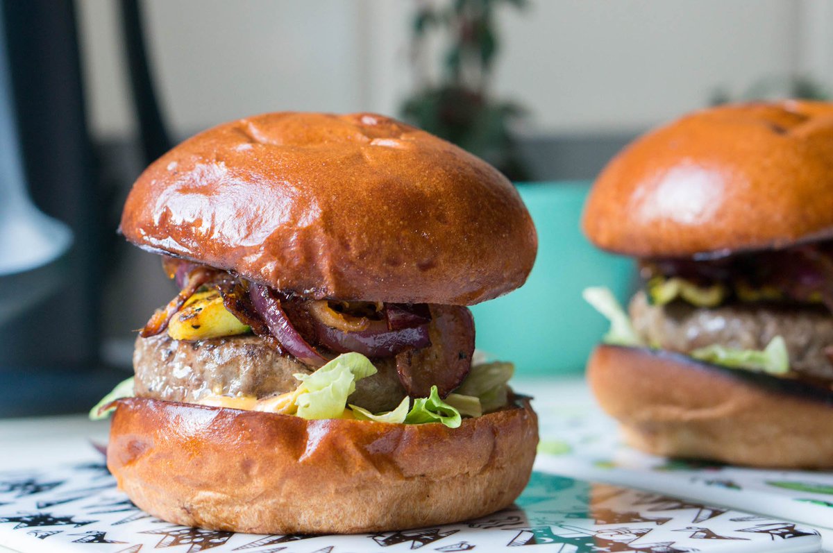 burgerdag's tweet photo. Wat eten we vandaag? https://t.co/RBPlByjIwo https://t.co/SjiMnlMYQS