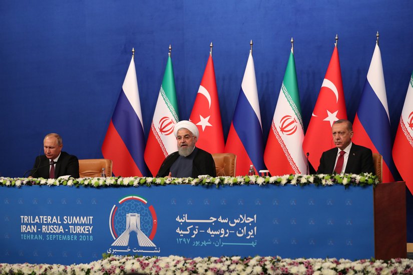 “İdlib’te atılacak yanlış adımların menfi yankıları her tarafta hissedilecektir” tccb.gov.tr/haberler/410/9…