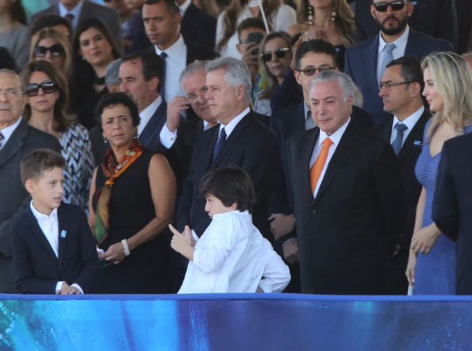 Ver imagem no Twitter